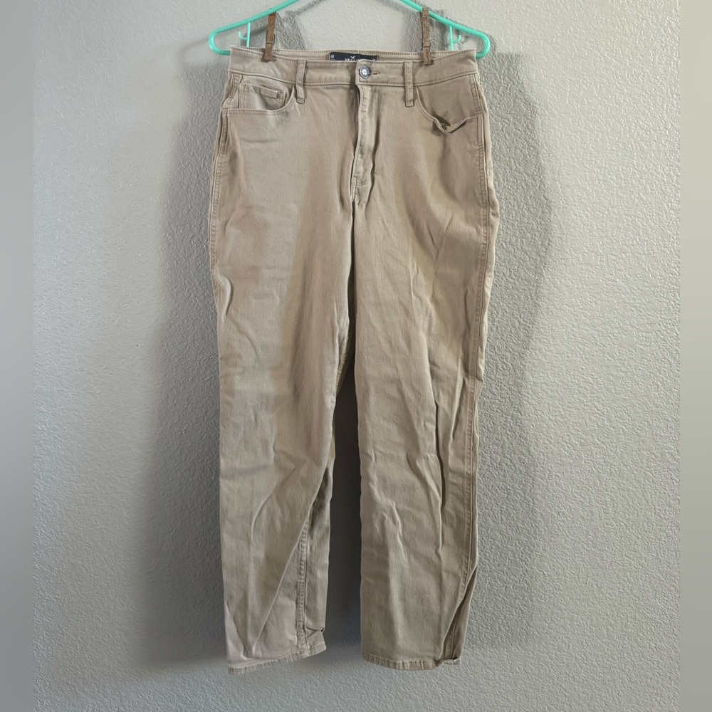 Hollister Khaki Ultra High-Rise Mom Pants